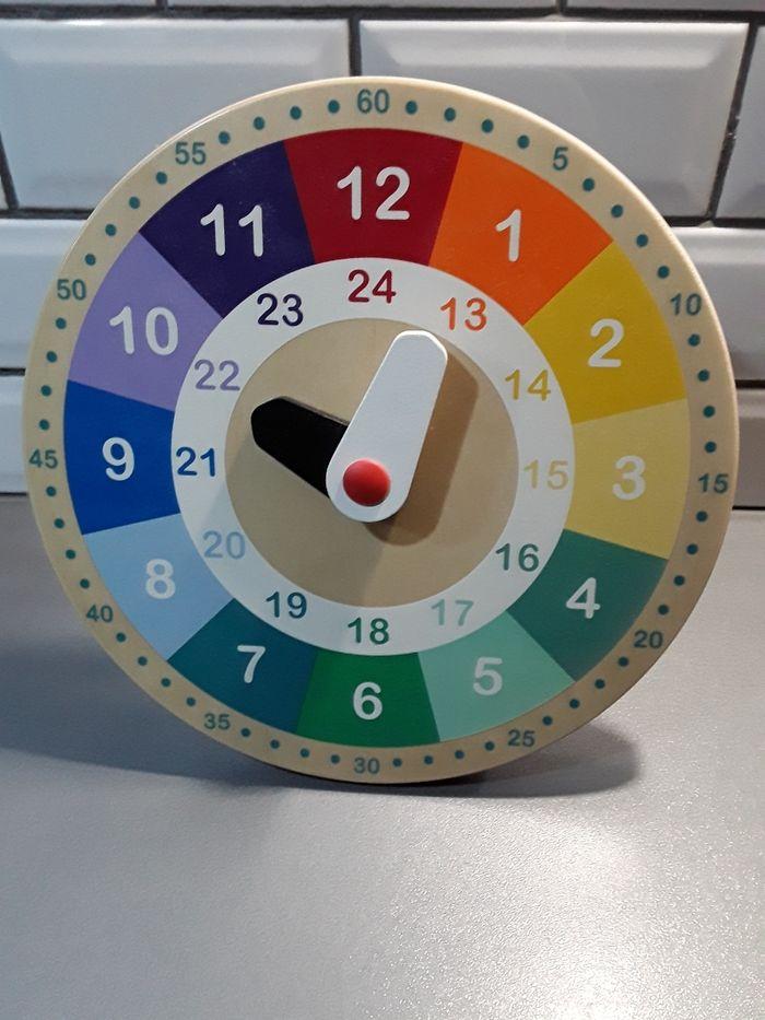 Horloge enfant  pour apprendre à lire l heure - photo numéro 1