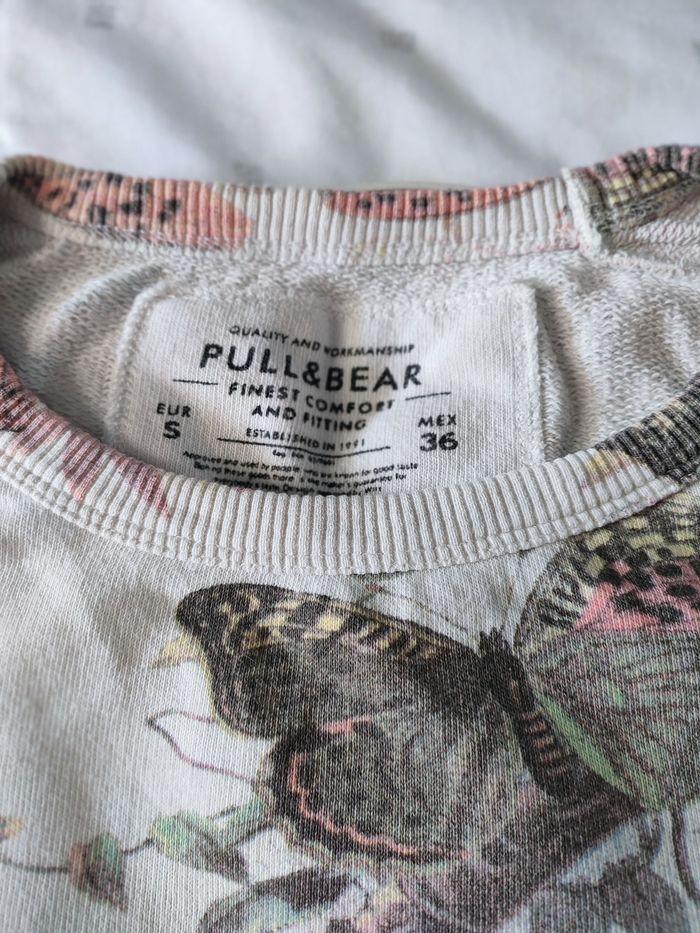 Pull Pull &Bear taille S - photo numéro 2