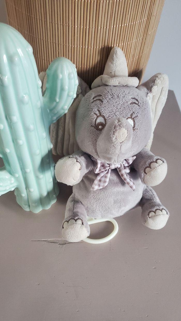 Peluche Dumbo - photo numéro 2