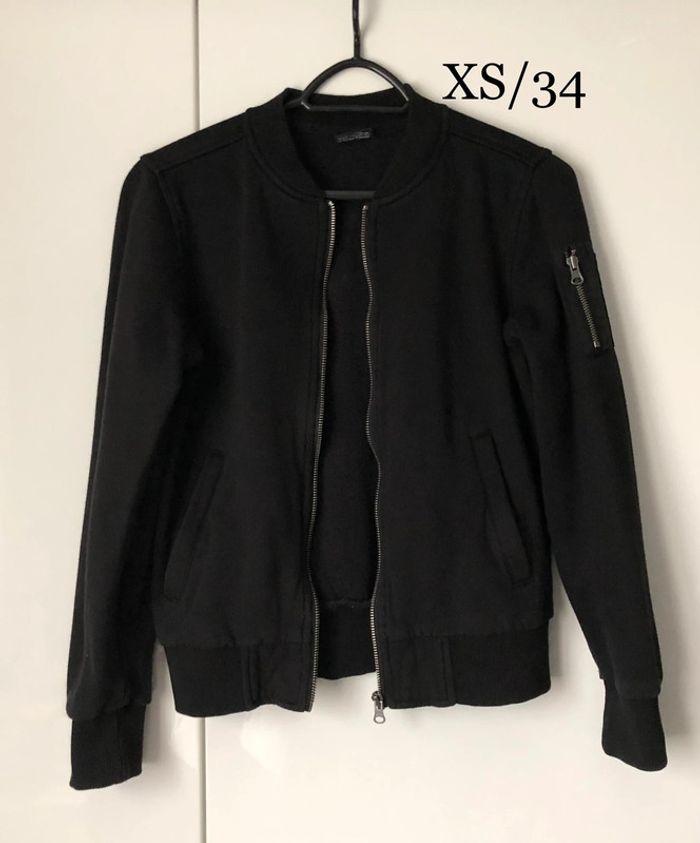 Veste 🖤 Zippée - XS/34 - photo numéro 1