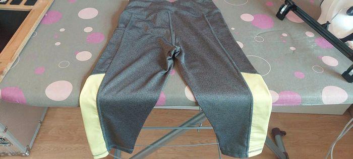 Joli legging sport femme corsaire 3/4 Crivit S gris/anis neuf - photo numéro 6