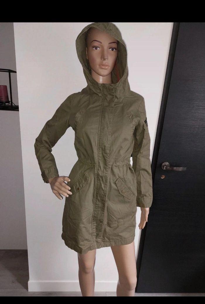 Veste à capuche taille 12 ans peu portée - photo numéro 1