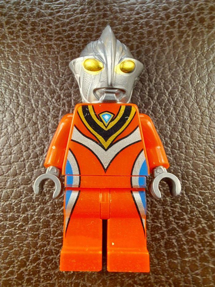 Figurine Lego compatible Ultraman - photo numéro 1