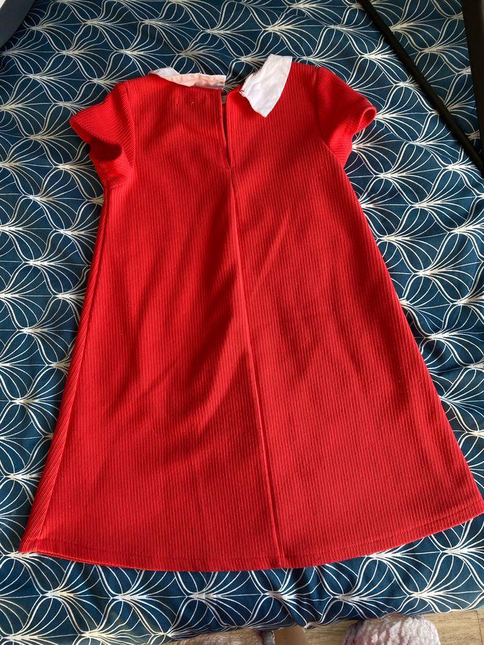 Robe rouge 5 ans - photo numéro 4