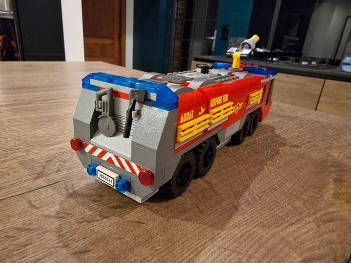 Lego camion de pompiers city 60061 - photo numéro 6