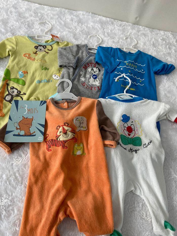 Lot de 5 pyjamas garcon bleu gris blanc Disney tbe 3 mois - photo numéro 1