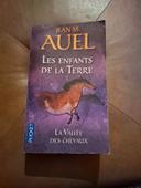 Les enfants de la terre tome 2. La vallée des chevaux