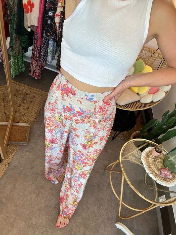 Pantalon fluide Asos à jambes larges, motifs fleuris colorés taille 38 - photo numéro 3