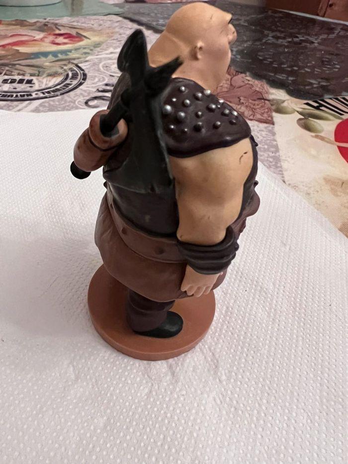 Disney - Figurine Raiponce, Hook Hand Thug, un brigand - photo numéro 3