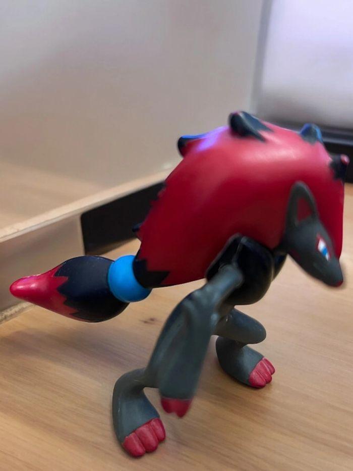 2011 Figurine McDonald's Pokémon Zoroark - photo numéro 5