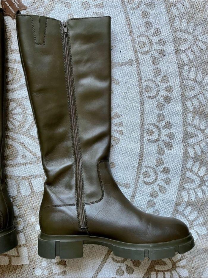 Bottes neuves - photo numéro 4