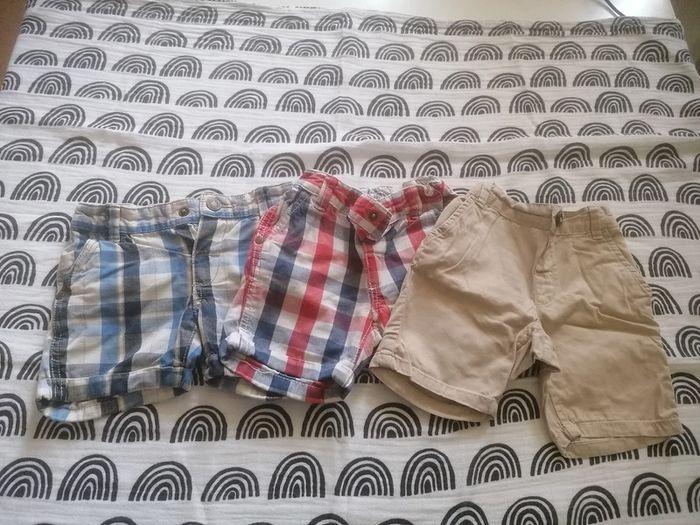 Lot de 3 bermudas. 6 mois. - photo numéro 1