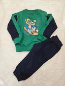 Haut manches longues et pantalon jogging vert et bleu marine/AC Criaçoes-18mois