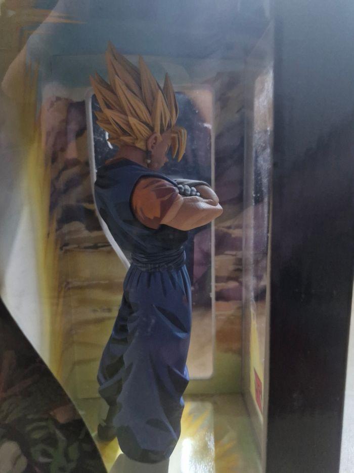 Figurine Dragon Ball Z Végéto SSJ - photo numéro 3