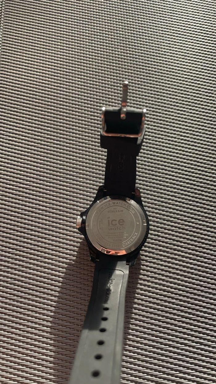 Montre Ice Watch  star Bracelet Silicone - photo numéro 6