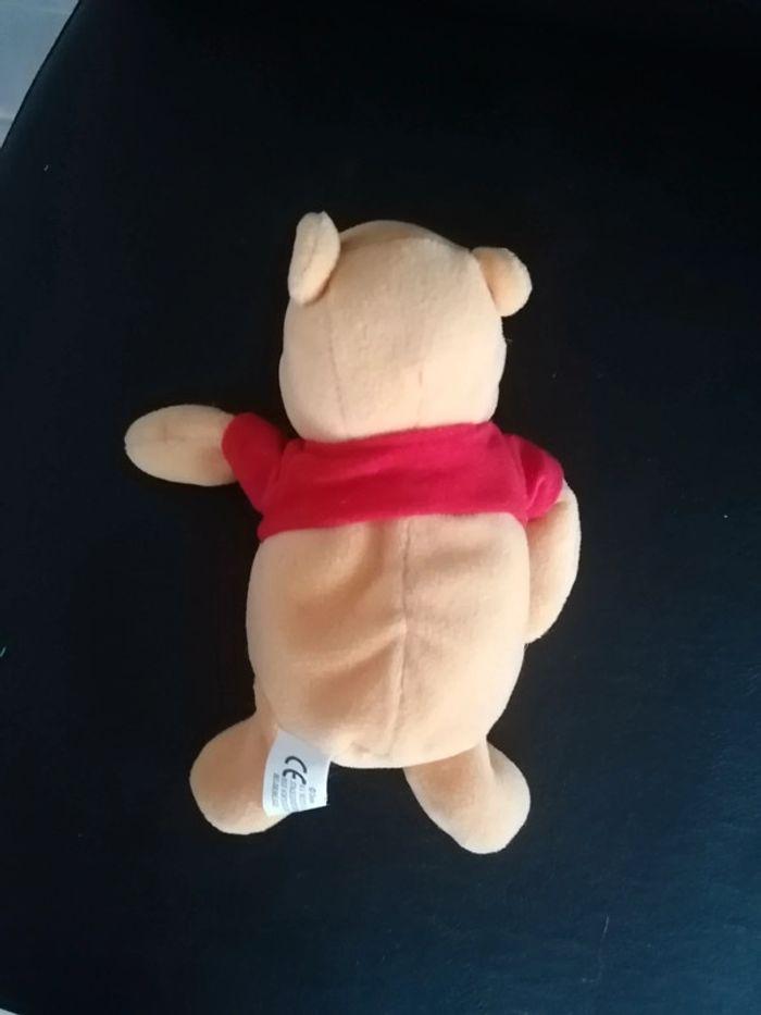 Peluche winnie l'ourson 17cm environ - photo numéro 2