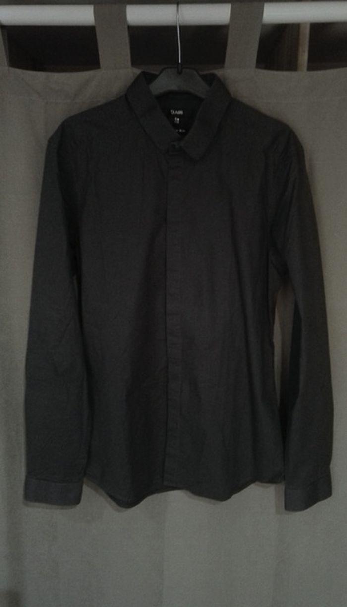 Chemise noire coupe slim fit - photo numéro 1