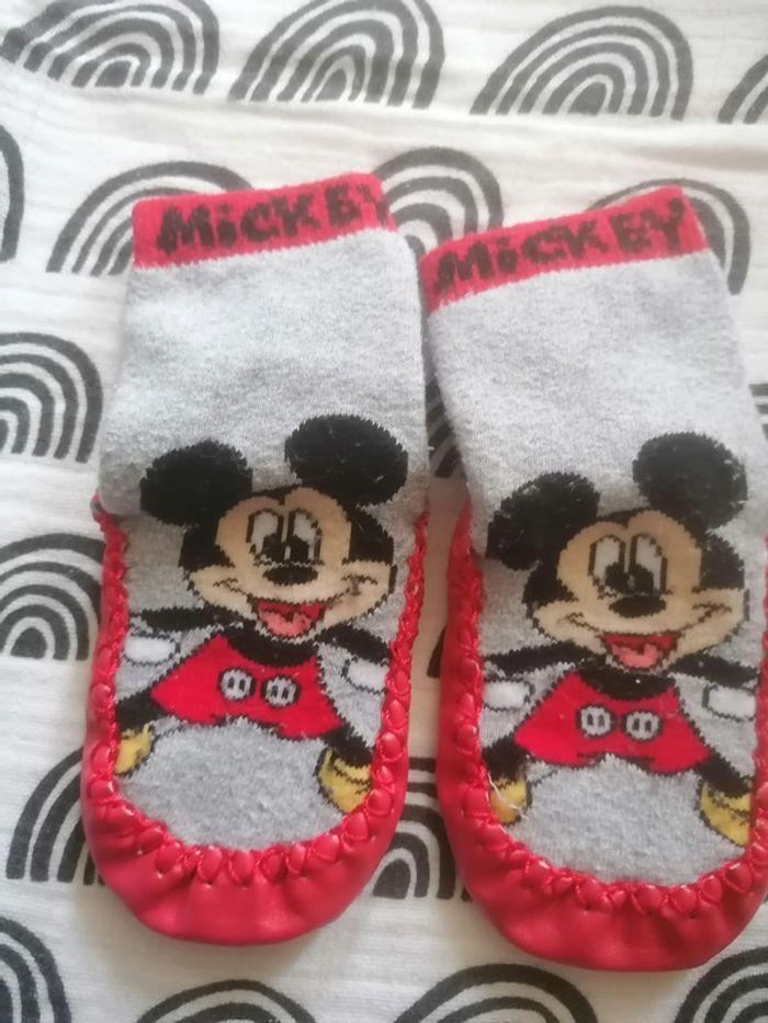 Chaussons chaussettes mickey