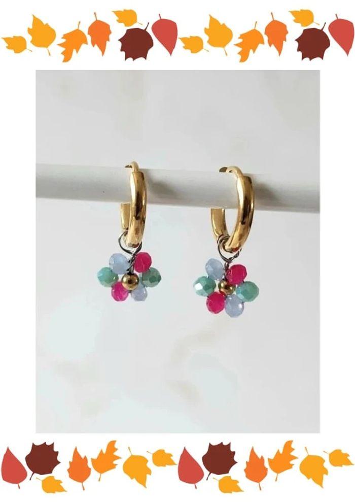 🌺 Petites boucles d'oreilles fleurs 🌺 - photo numéro 1