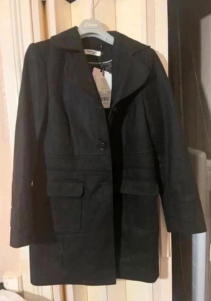 Manteau noir Naf Naf t.44 neuf - photo numéro 1