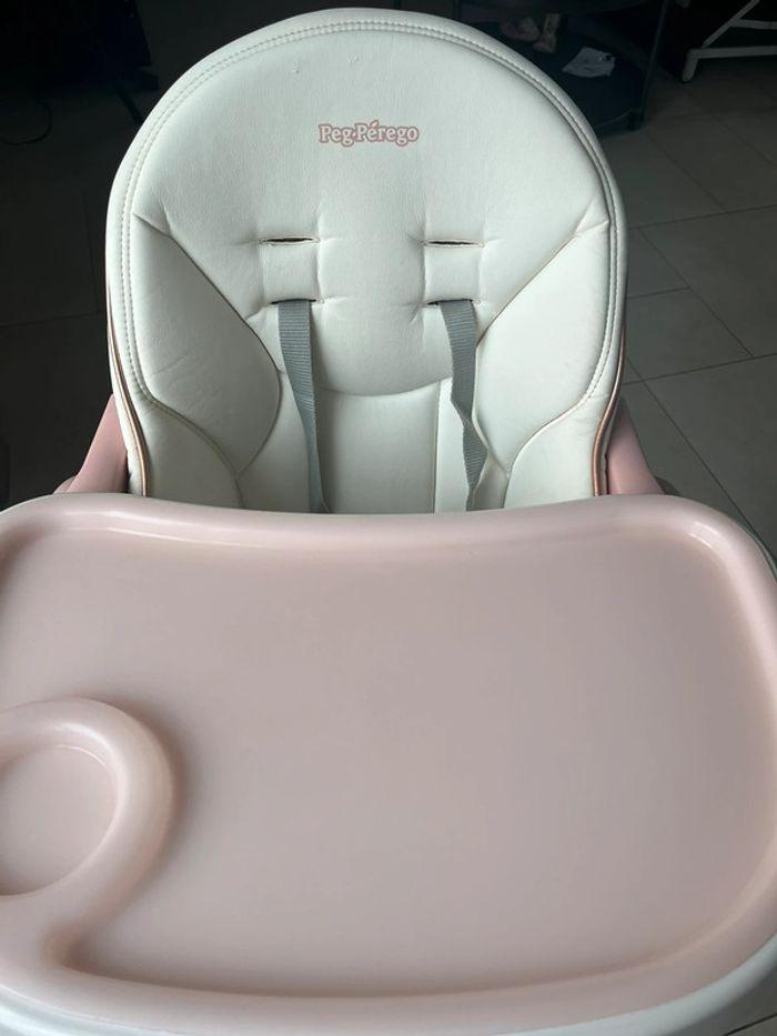 Chaise haute peg perego rose - photo numéro 2