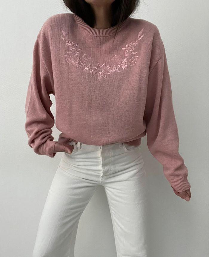 Pull ample rose pale à broderie - photo numéro 1