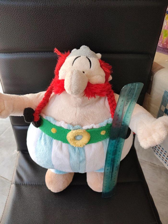 Astérix Obélix poupée peluche doudou teddy Uderzo parc 2005 - photo numéro 3