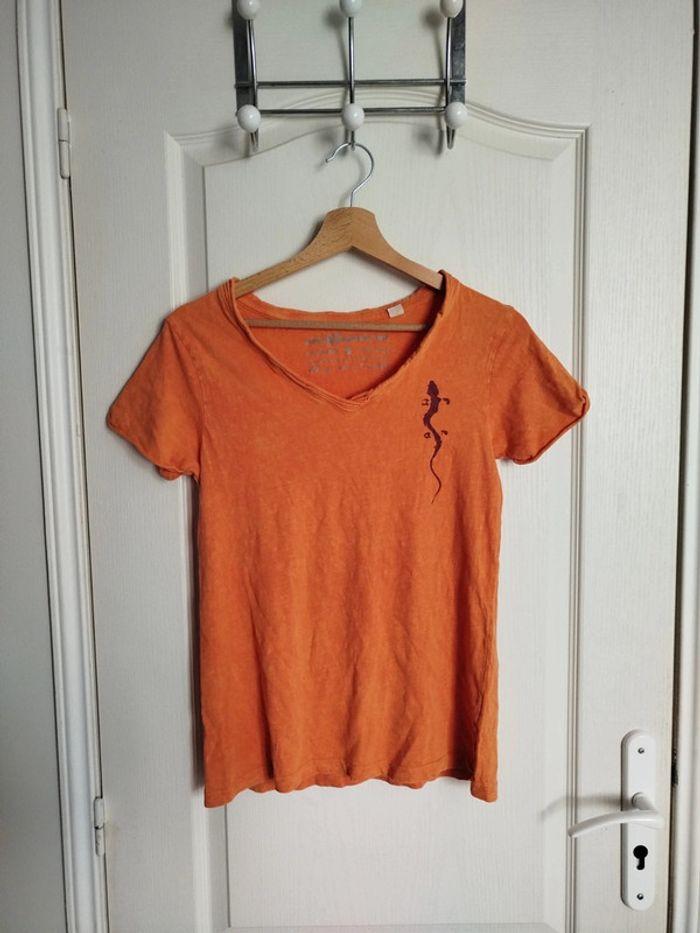 T-shirt orange - photo numéro 1