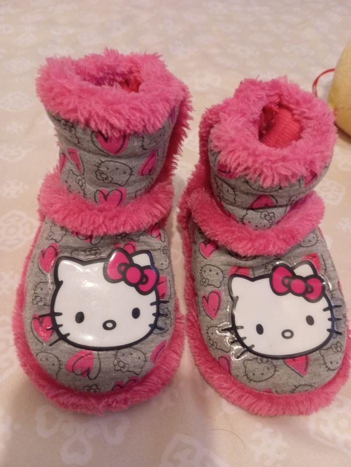 Chaussons Hello Kitty - photo numéro 1