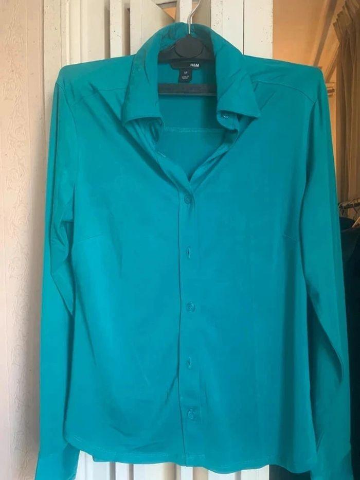 Chemise verte H&M taille M - photo numéro 1