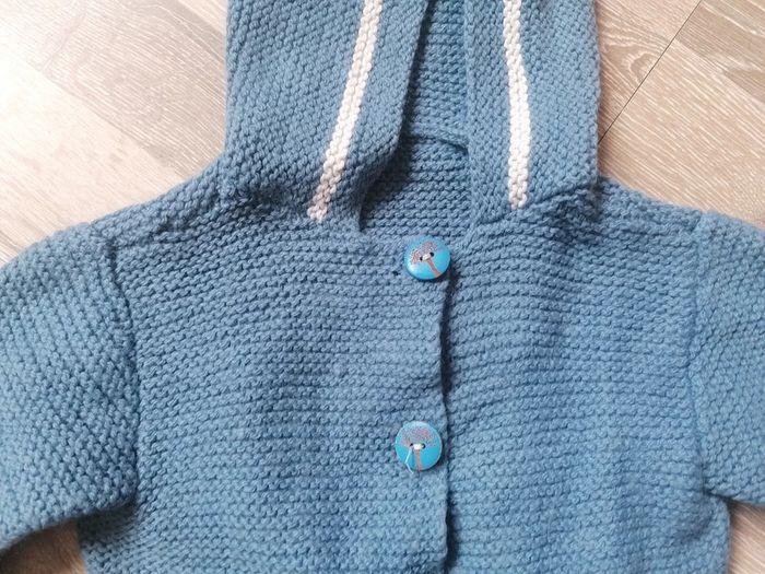 Gilet fait mains bleu 100% coton 6 mois - photo numéro 2