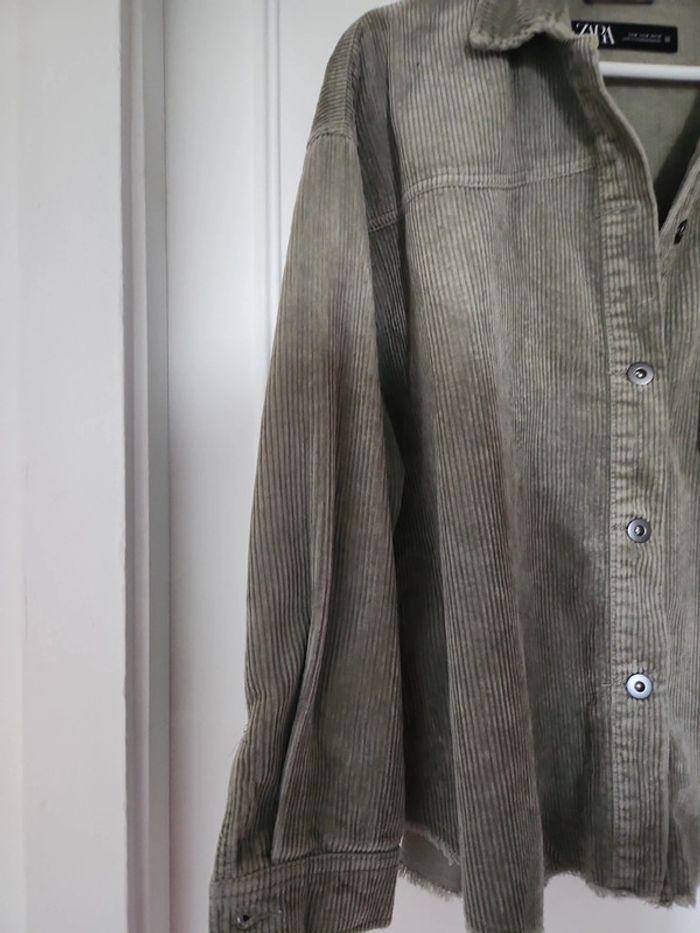 Veste chemise velours Zara - photo numéro 4