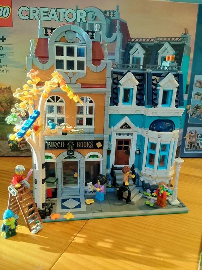 Lego 10270 Librairie -PAS d'ENVOI - 95 - photo numéro 1