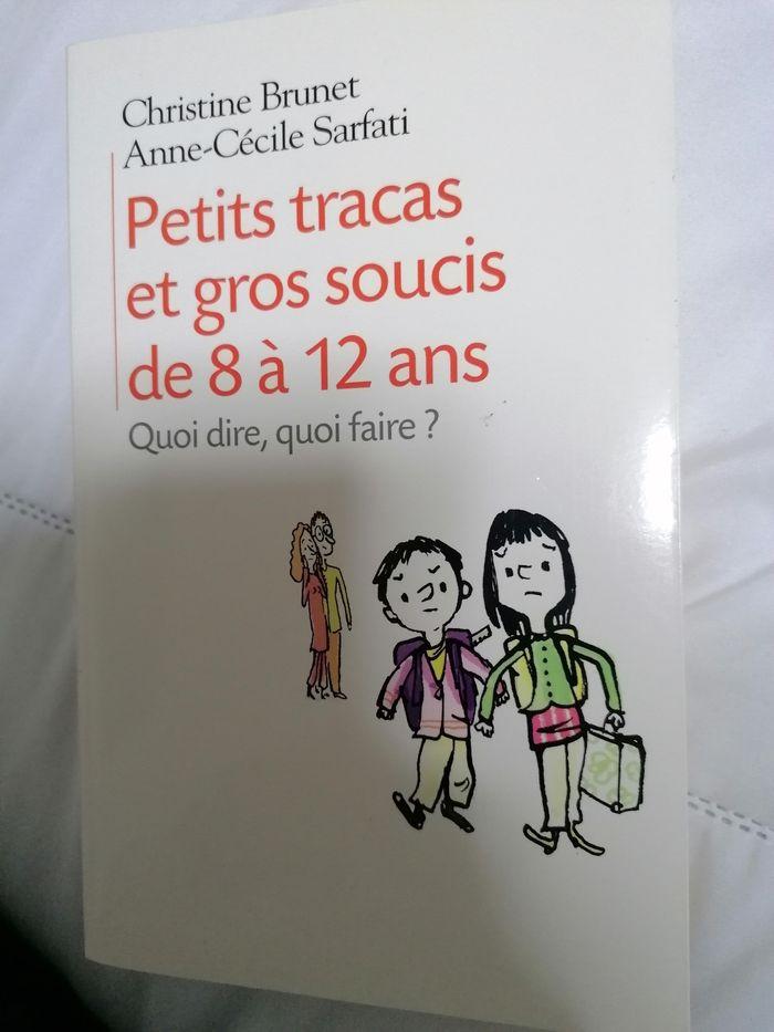 Livre "petit tracas et gros soucis de 8 à 12 ans" - photo numéro 1