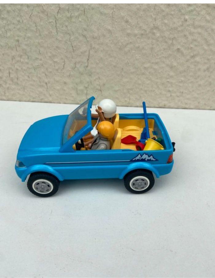 Voiture playmobil - photo numéro 1