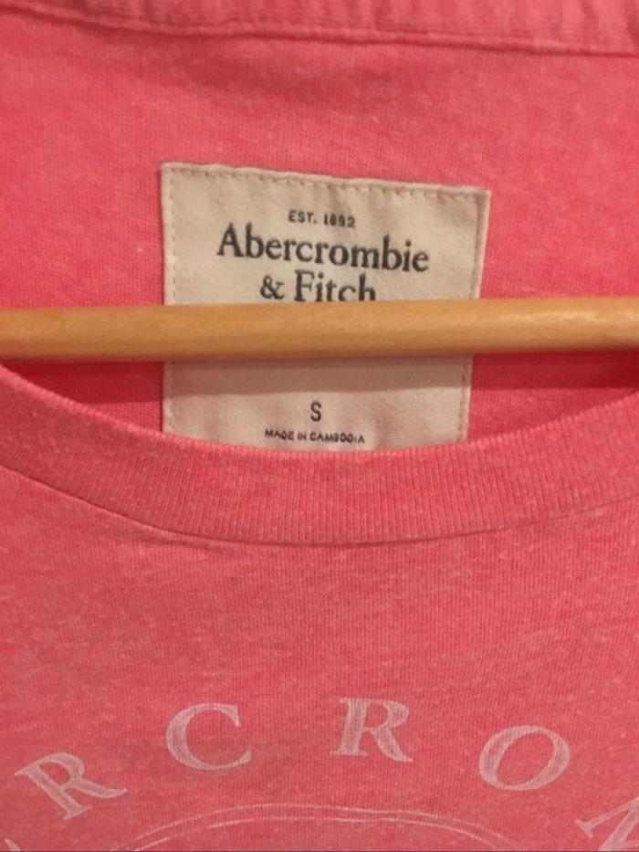 T shirt Abercrombie and Fitch - photo numéro 4