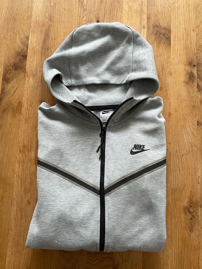 Gilet zip Nike tech - photo numéro 1