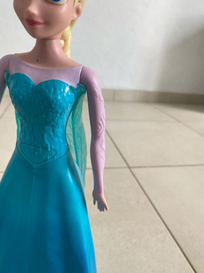 Elsa reine des neiges Disney télécommandée - photo numéro 8