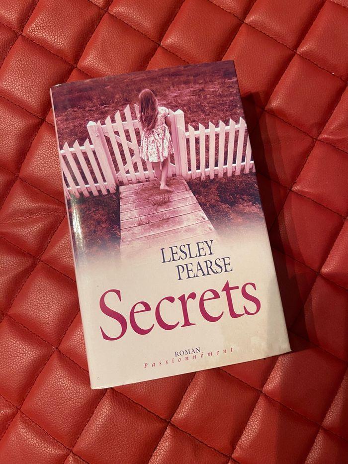 Livre - Secrets - photo numéro 1