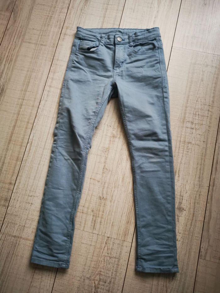 Pantalon kiabi 8 ans Porté 2 fois - photo numéro 1