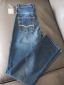 Jeans taille 36  coupe regular fit taille standard jambe droite bas droit