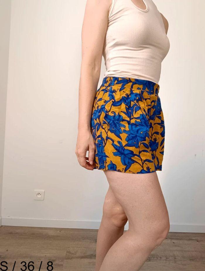 Short fluide bleu et jaune H&M taille 36 💖 - photo numéro 8