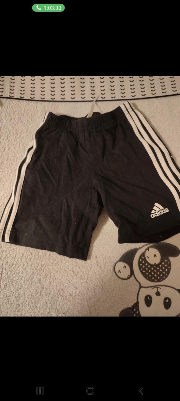 Short Adidas - photo numéro 1