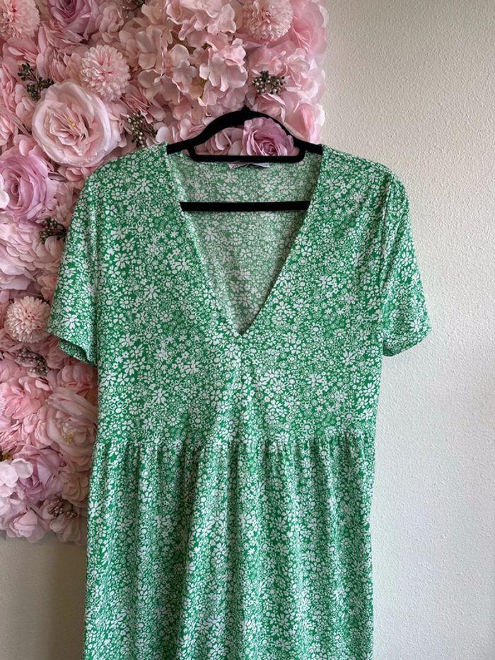 Robe longue Zara vert avec motifs fleuris, taille M - photo numéro 1