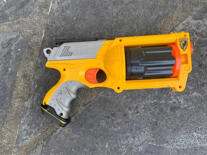 Pistolet NERF - photo numéro 2