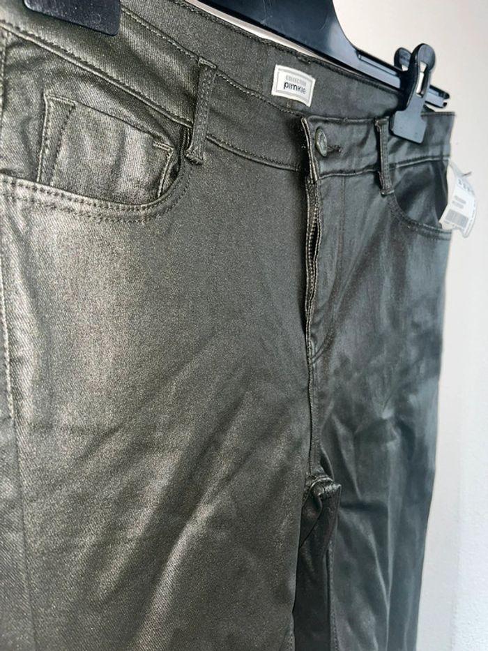 Pantalon huilé vert foncé neuf taille 34 - photo numéro 3