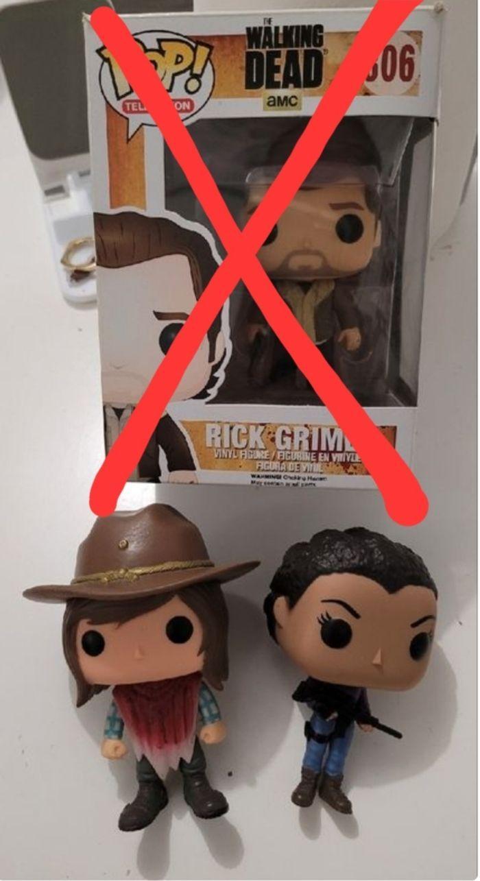 Lot 2 funko pop The Walking Dead