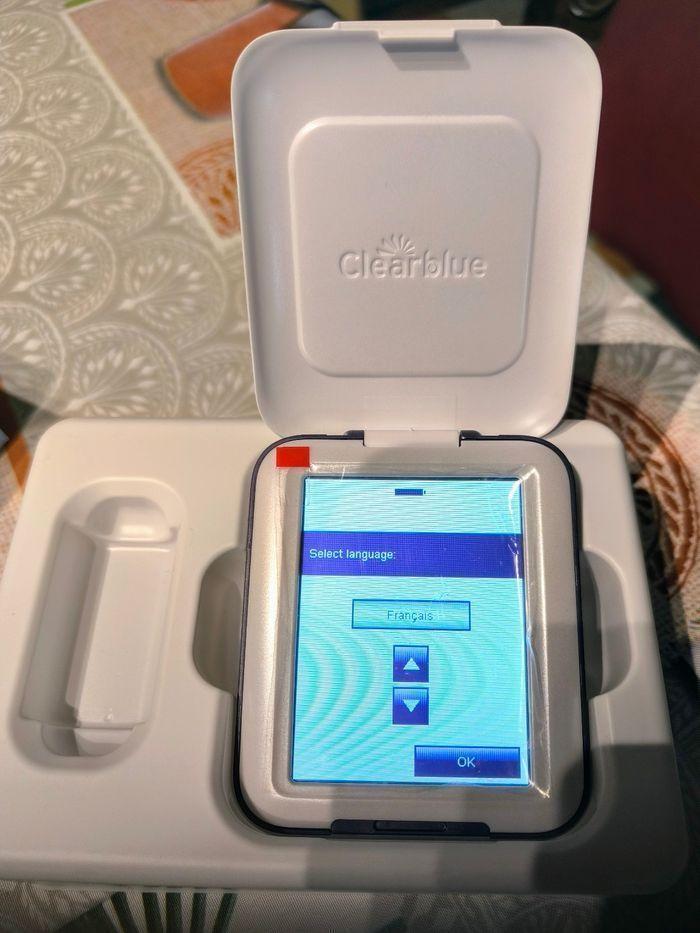 Clearblue moniteur de Fertilité Avancé comme neuf code promo CADEAU30 - photo numéro 3