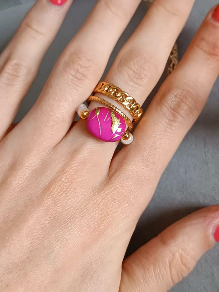 Jolie petite bague en perles tendance - photo numéro 3