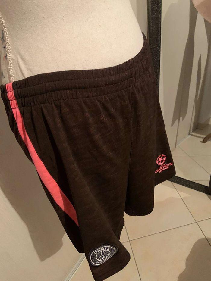 Short de sport homme - photo numéro 2